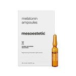 De mesoestetic Melatonin nachtampullen bij Schoonheidsinstituut Très Belle voor herstel en regeneratie tijdens de slaap.