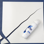 Productfoto van Footlogix Cracked Heel Formula op een achtergrond die droge huid en hielkloven ("cracks") toont